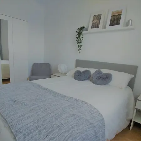 La Fajana Paradise Feriehus *